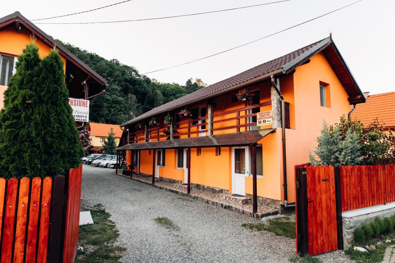 Hotel Iris Panzio Praid Exterior foto